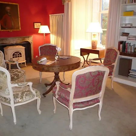 Kasteel Ophemert Bed & Breakfast