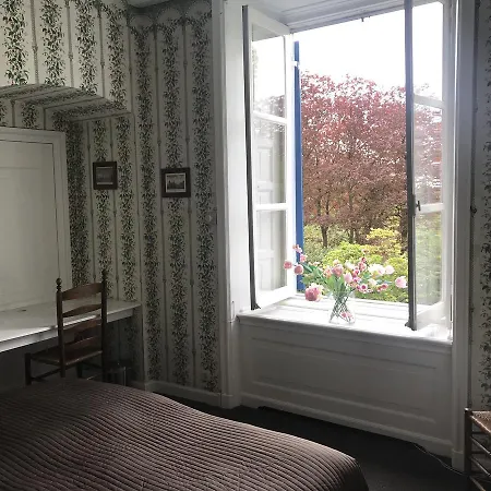 Kasteel Ophemert Bed & Breakfast